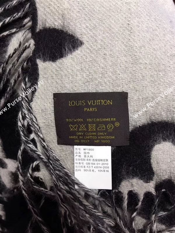 Louis Vuitton Supreme Scarf 115790