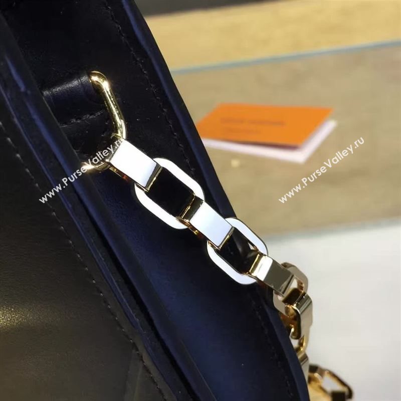 Louis Vuitton Chain Louise 65025