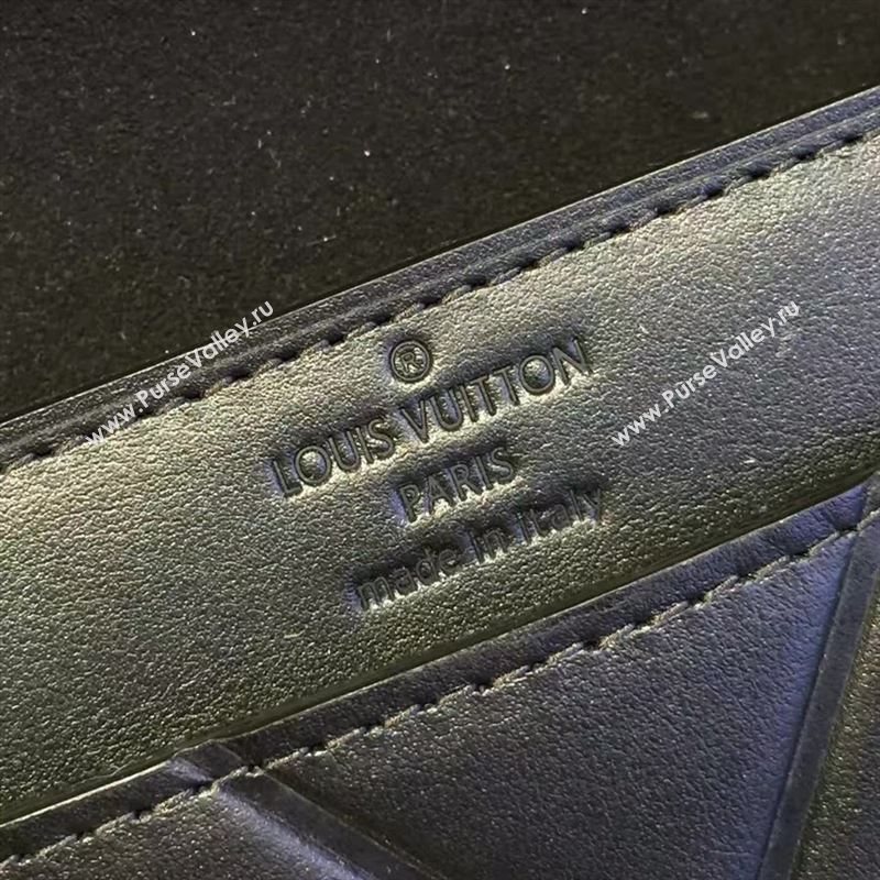 Louis Vuitton Chain Louise 65025