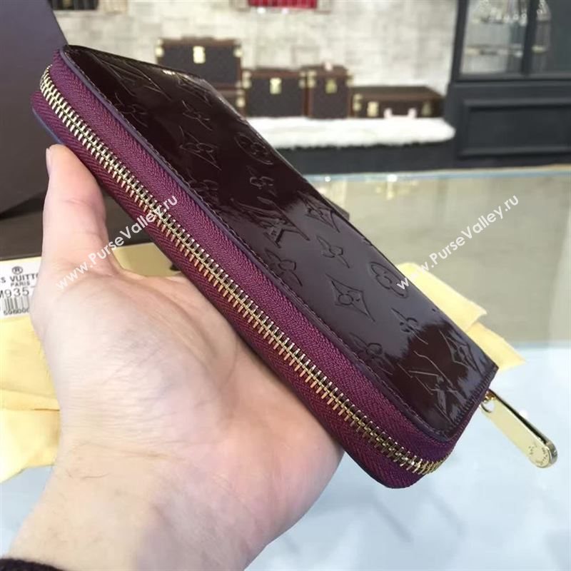 Louis Vuitton wallet 69412