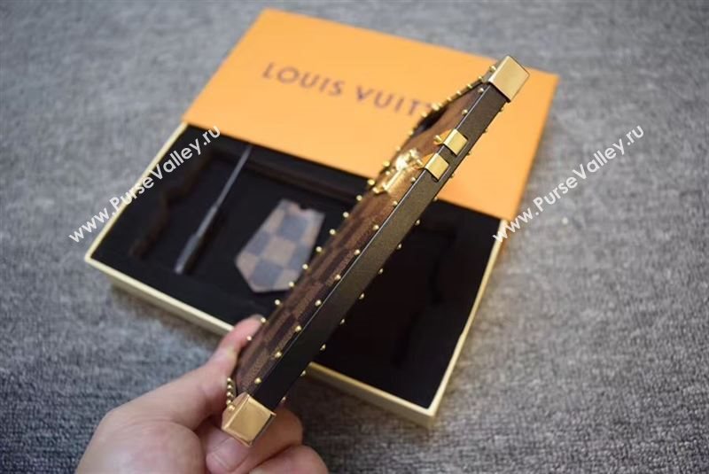 Louis Vuitton Plus phone shell 132447