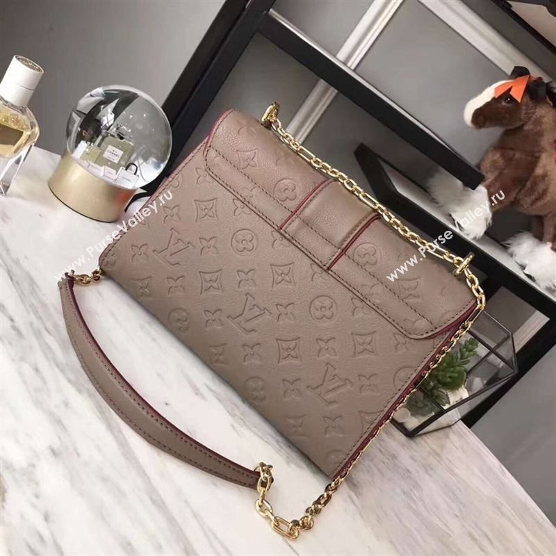 Louis Vuitton CHAIN LOUISE 133079