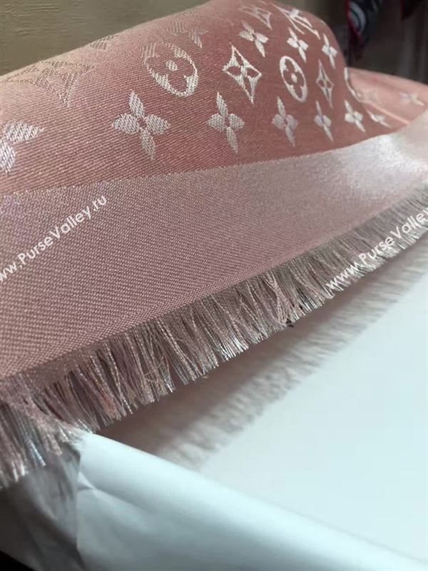 Louis Vuitton scarf 127665