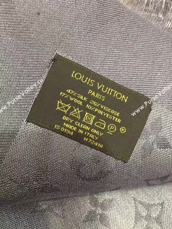 Louis Vuitton scarf 127667