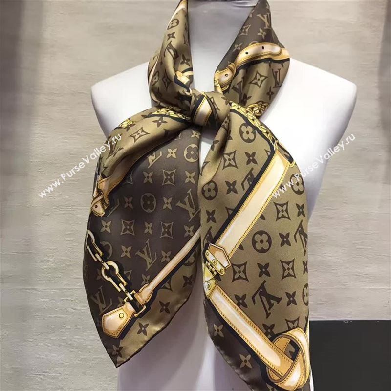 Louis Vuitton scarf 127774