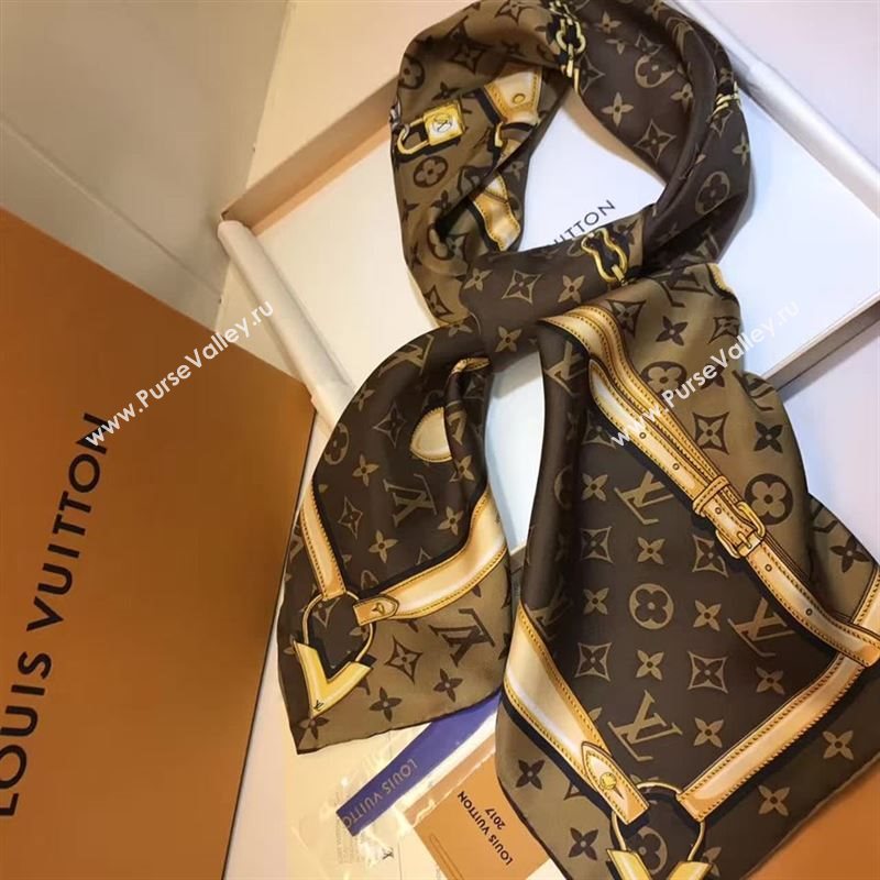 Louis Vuitton scarf 127774
