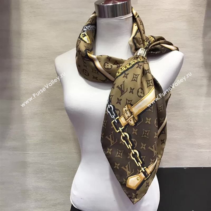 Louis Vuitton scarf 127774