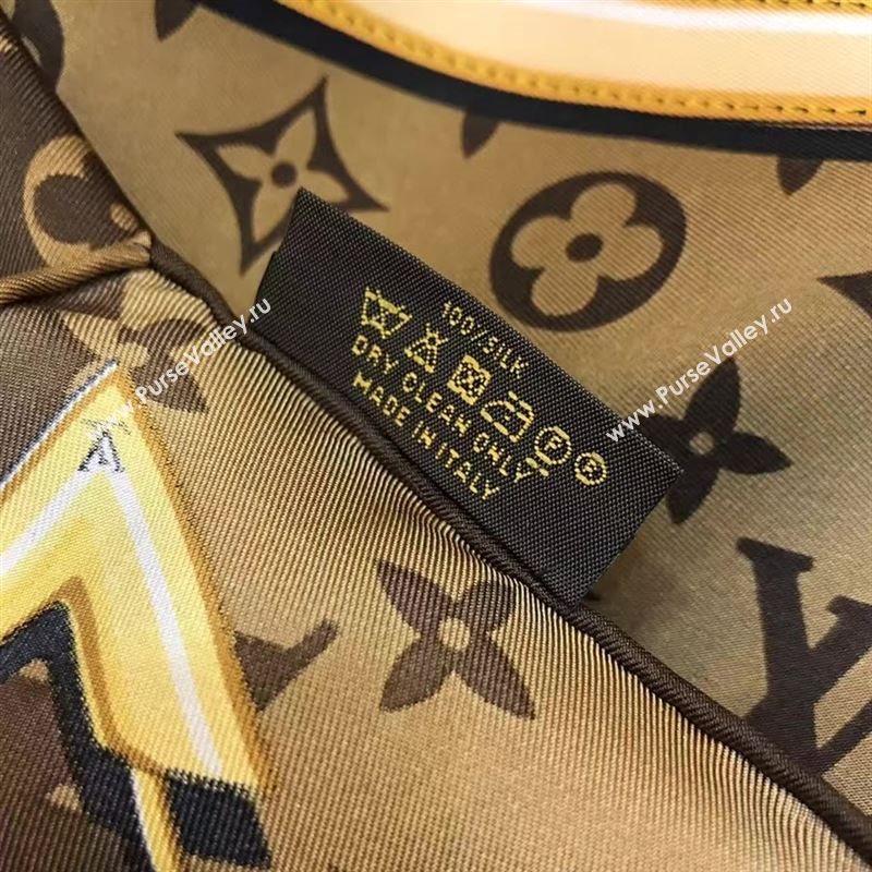 Louis Vuitton scarf 127774