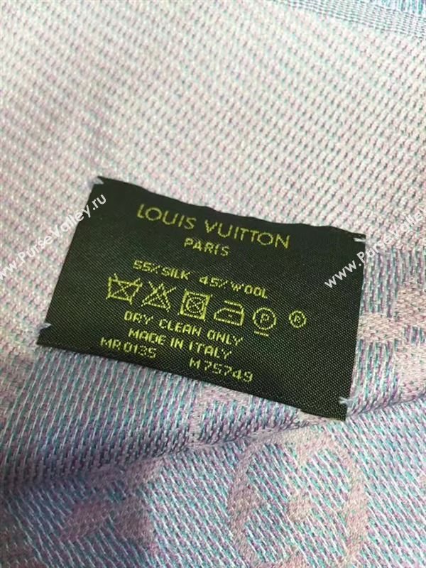 Louis Vuitton scarf 128294