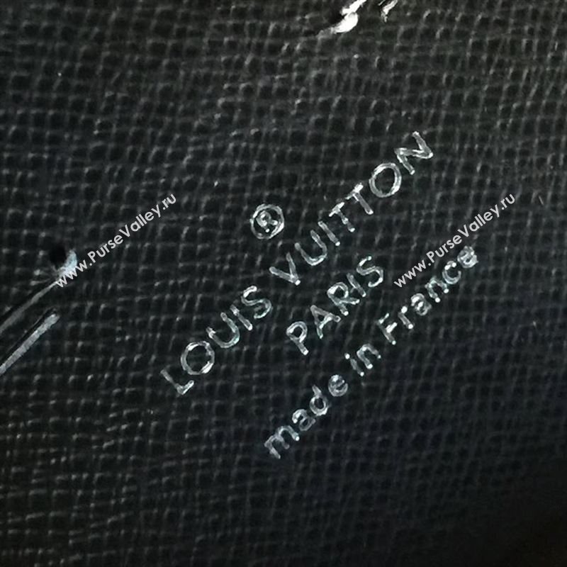 LOUIS VUITTON Kasai 132851