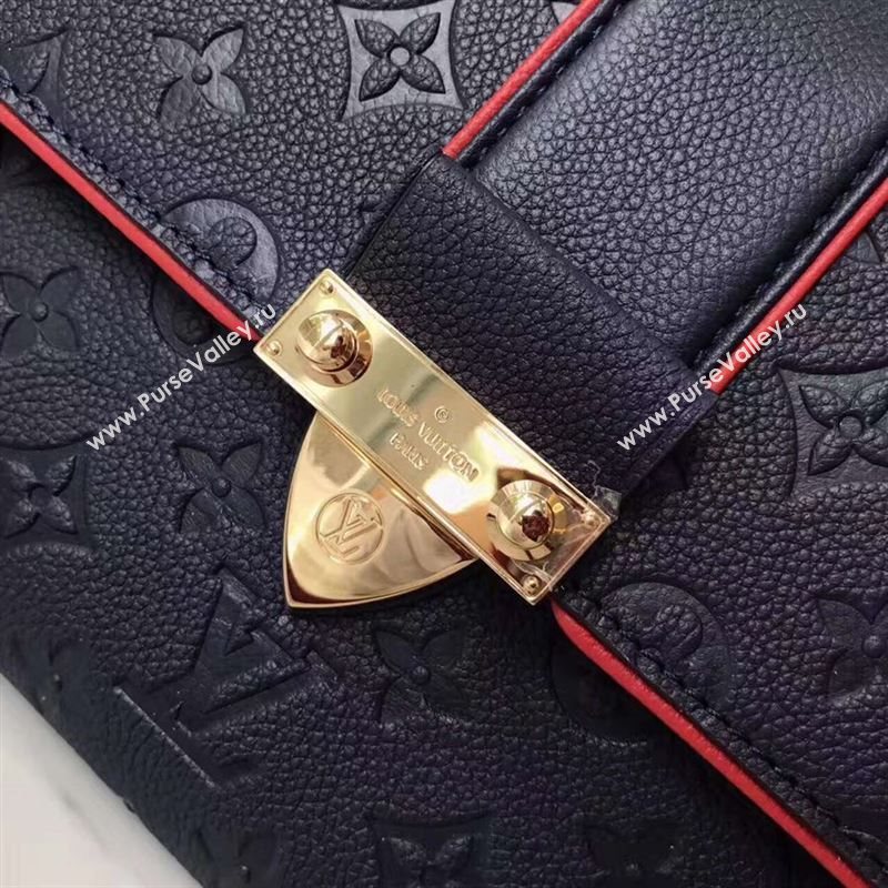 Louis Vuitton CHAIN LOUISE 133077