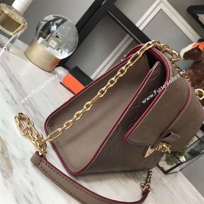 Louis Vuitton CHAIN LOUISE 133079