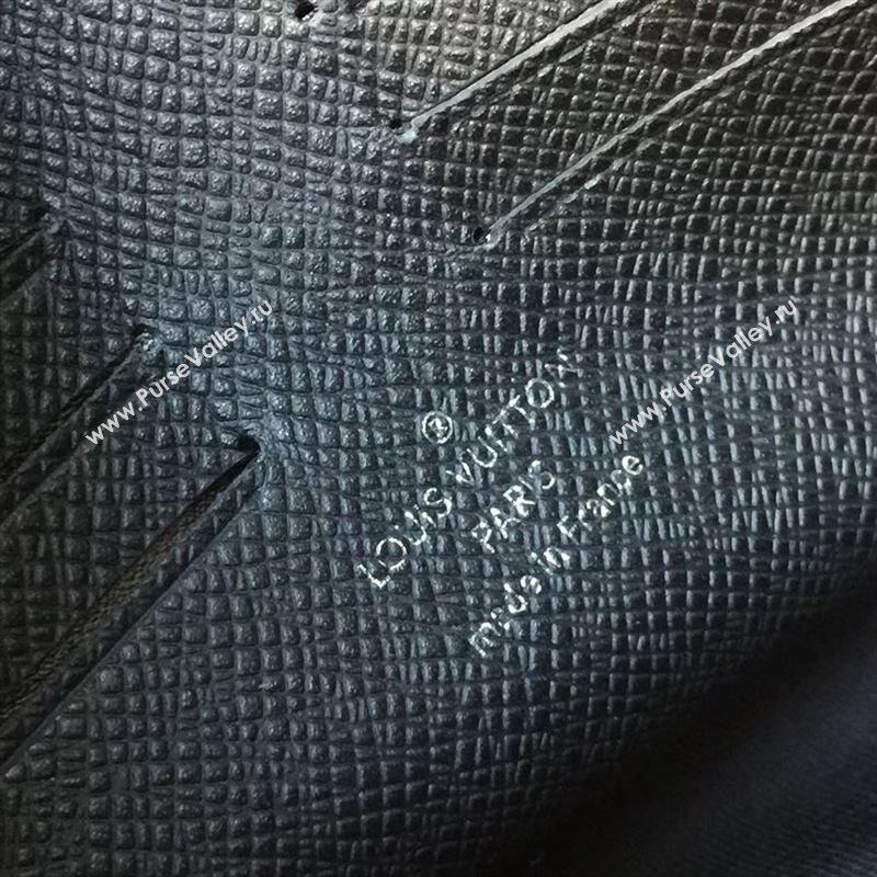 LOUIS VUITTON Kasai 132872