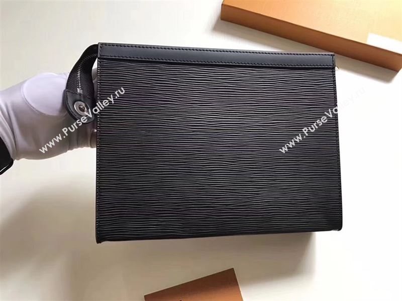 Louis Vuitton Supreme Clutch 129174