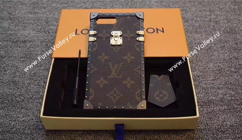 Louis Vuitton Plus phone shell 132450