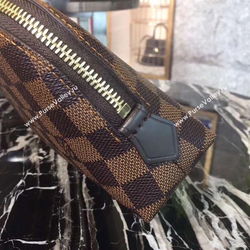 Louis Vuitton pouch 134437