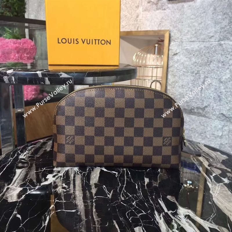 Louis Vuitton pouch 134437