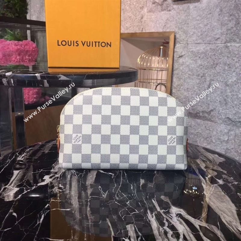 Louis Vuitton pouch 134443