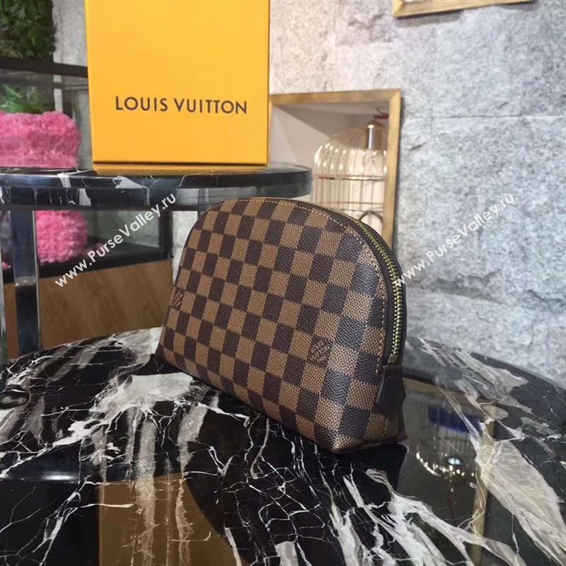 Louis Vuitton pouch 134437