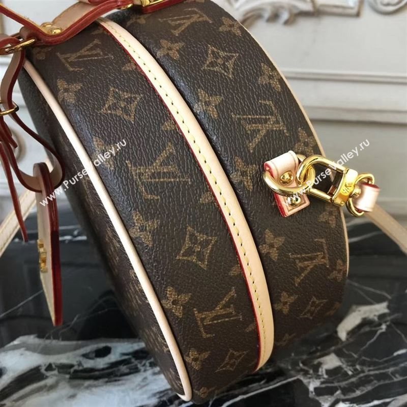Louis Vuitton Petite Bolte Chapeau 137485