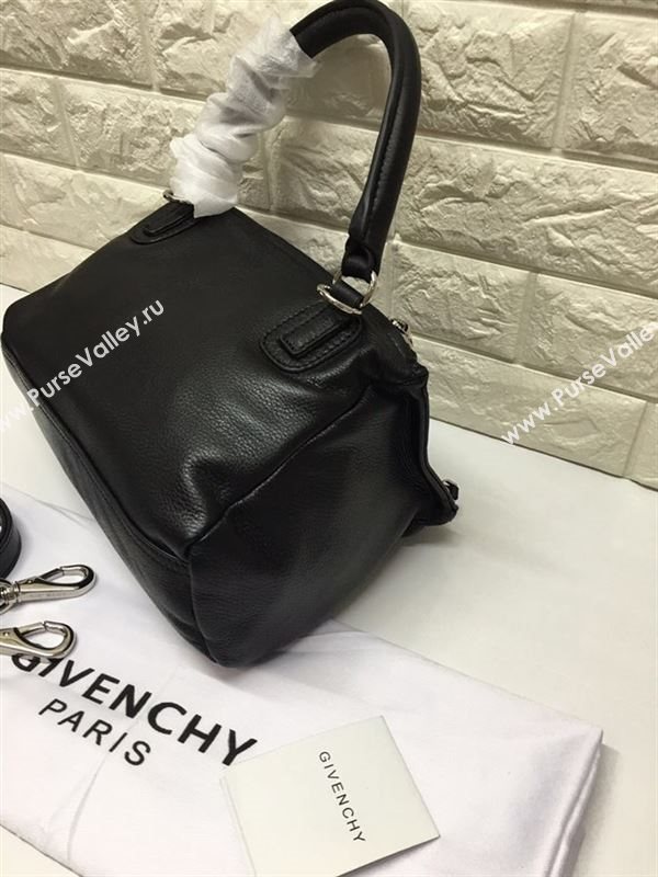 Givenchy Pandora 138250