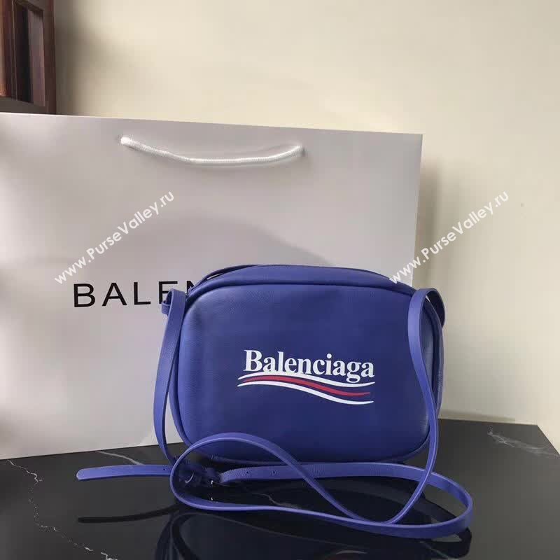 Balenciaga Camera bag 148978