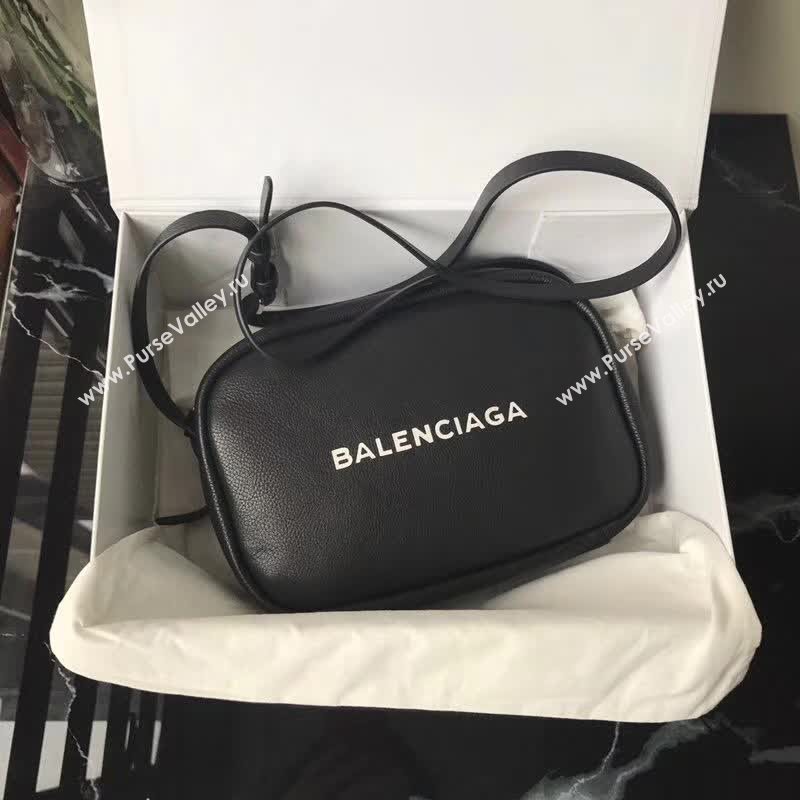 Balenciaga Camera bag 148958