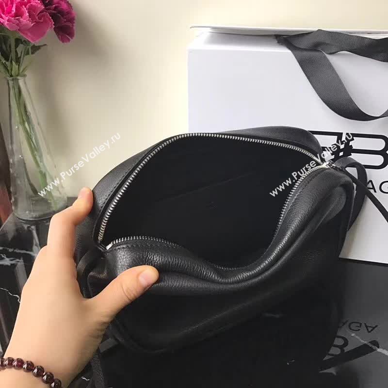 Balenciaga Camera bag 148958