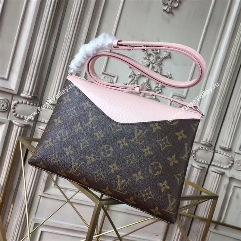 Louis Vuitton Saint Michel Bag 142824