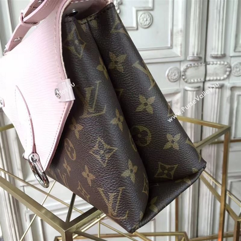 Louis Vuitton Saint Michel Bag 142824