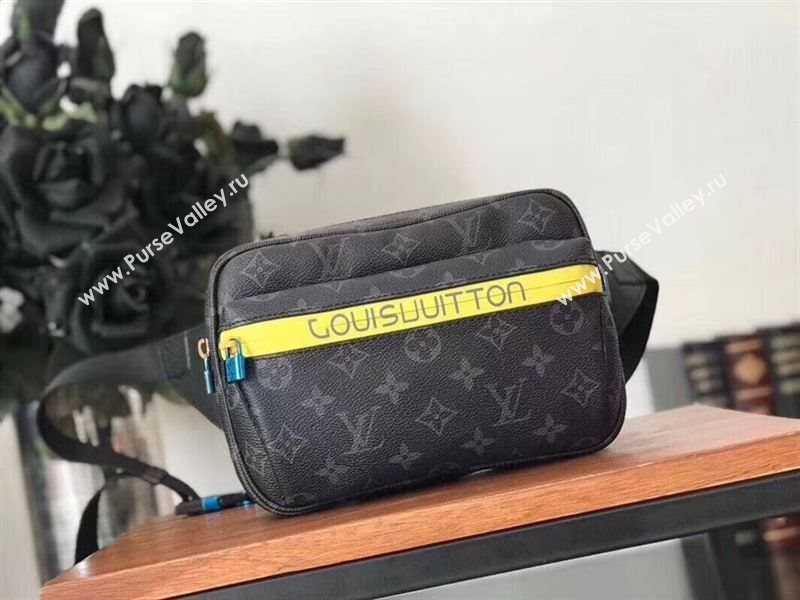 LOUIS VUITTON CATWALK MODELS MESSENGER BAG 142906