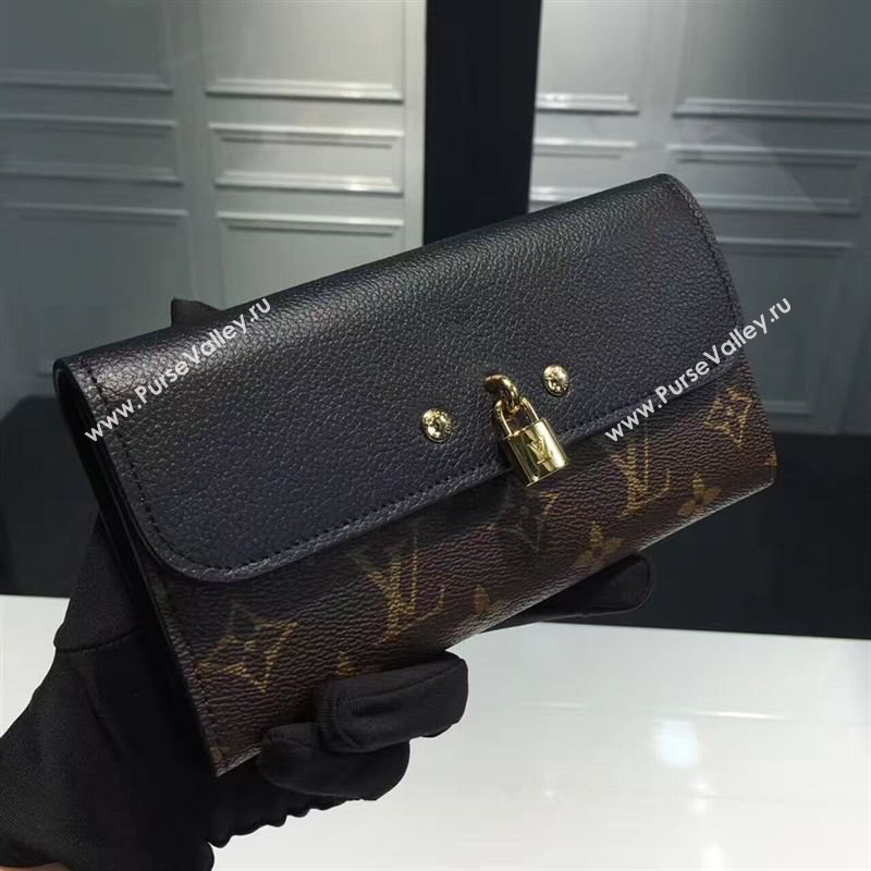 Louis Vuitton Vunes wallet 142966