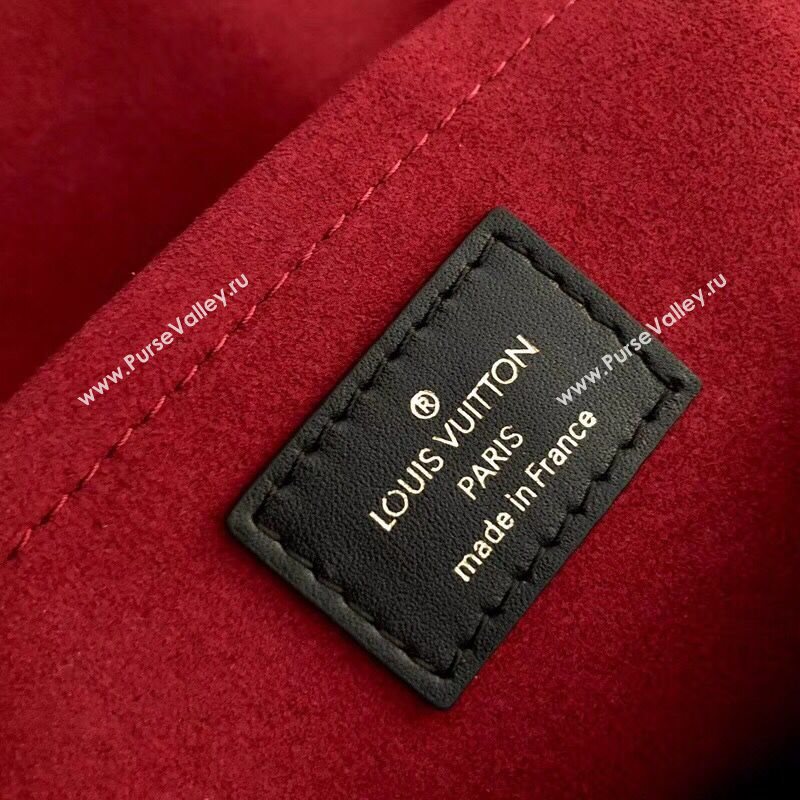 Louis Vuitton ONE HANDLE 143369