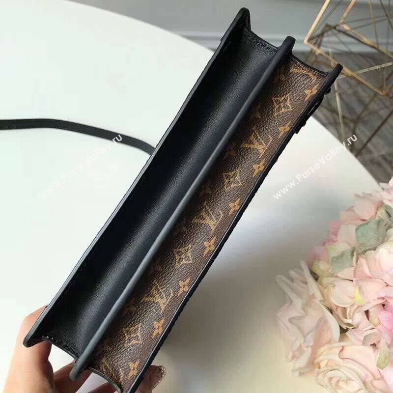 Louis Vuitton trunk bag 142251