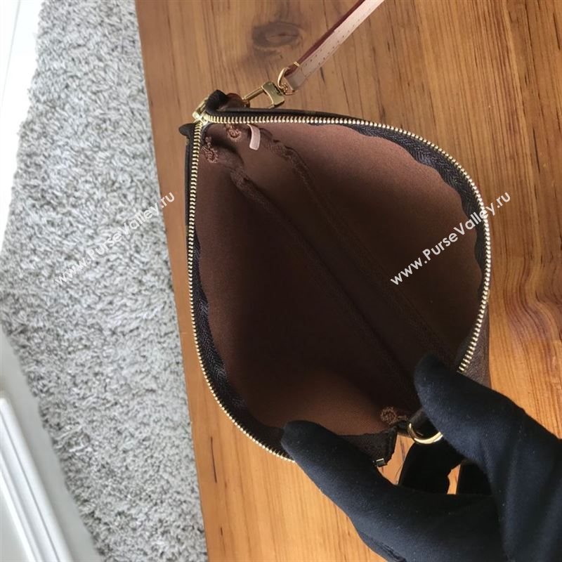 Louis Vuitton Pochette Accessoires 142635