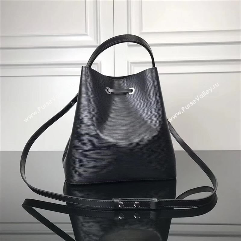 Louis Vuitton LOCKME BUCKET 150603