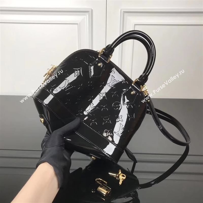 Louis Vuitton Alma BB 150783