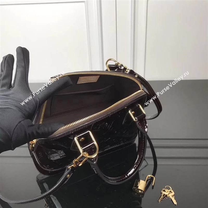 Louis Vuitton Alma BB 150785