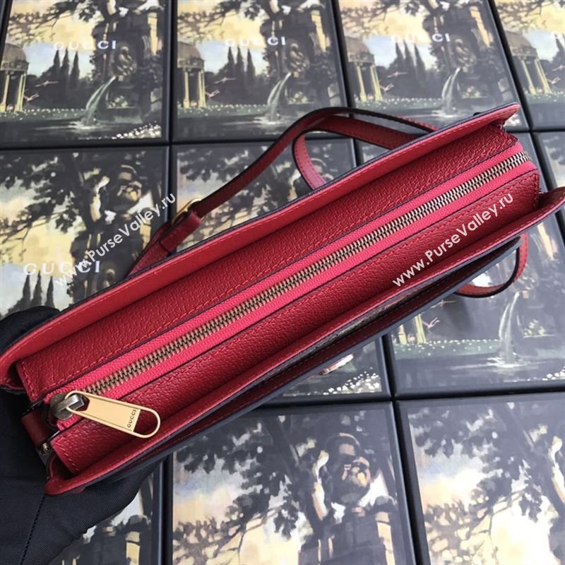 Gucci GG Supreme Shoulder Bag 186481