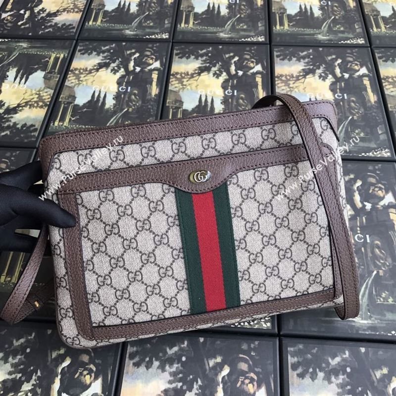 Gucci GG Supreme Shoulder Bag 186530