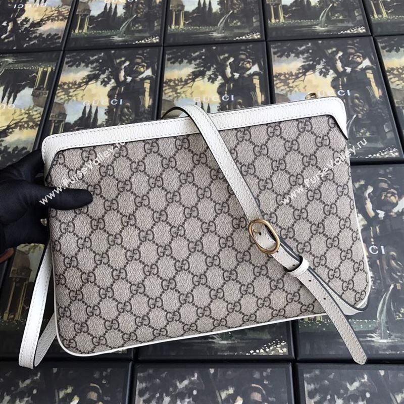 Gucci GG Supreme Shoulder Bag 186528