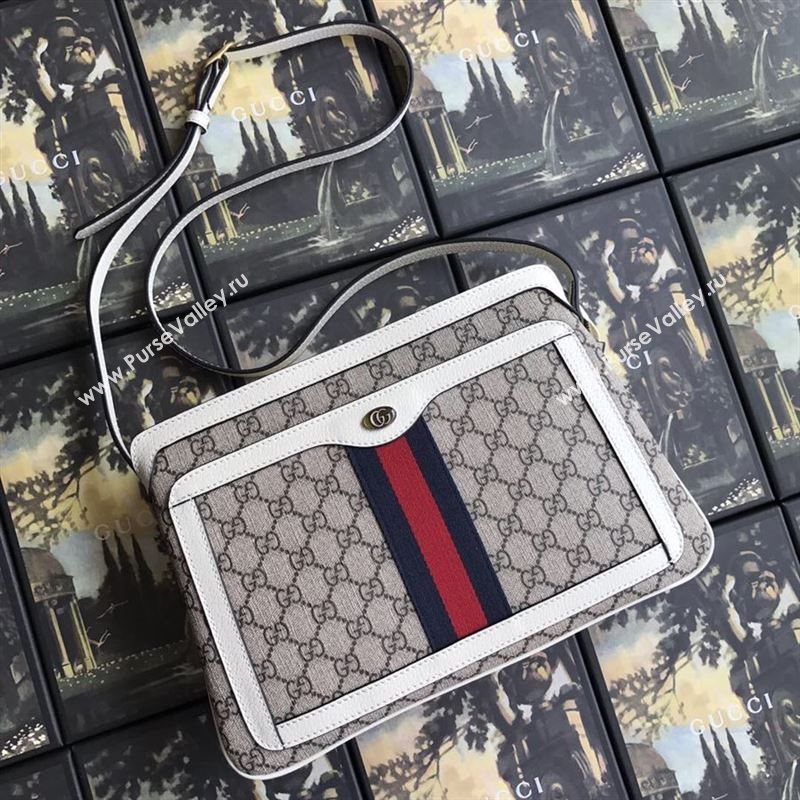 Gucci GG Supreme Shoulder Bag 186528