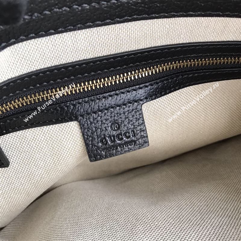 Gucci GG Supreme Shoulder Bag 186534