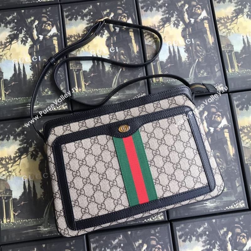 Gucci GG Supreme Shoulder Bag 186534