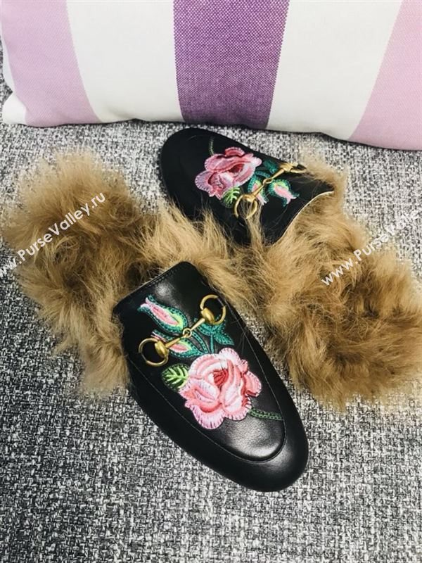 Gucci Princetown Leather Slippers 181066