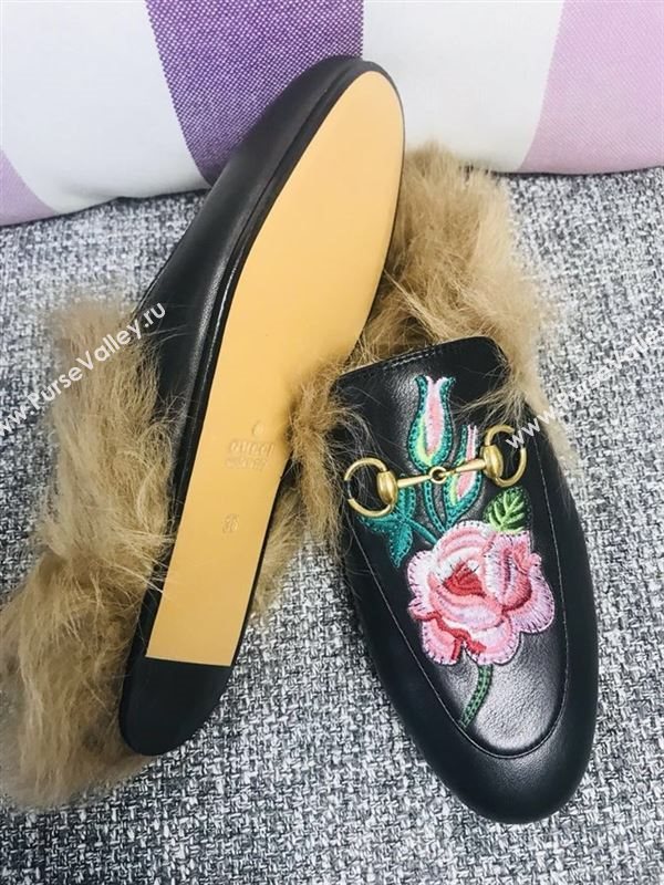 Gucci Princetown Leather Slippers 181066