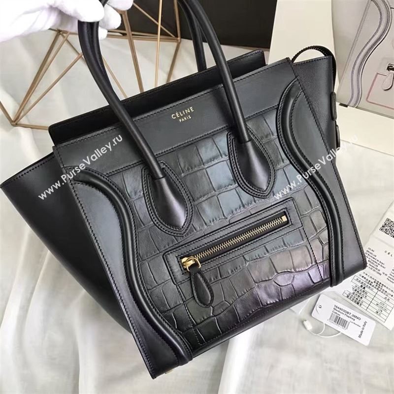 Celine Luggage Micro Bag 180320