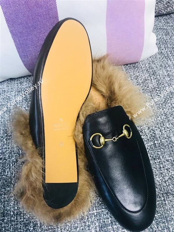 Gucci Princetown Leather Slippers 181058