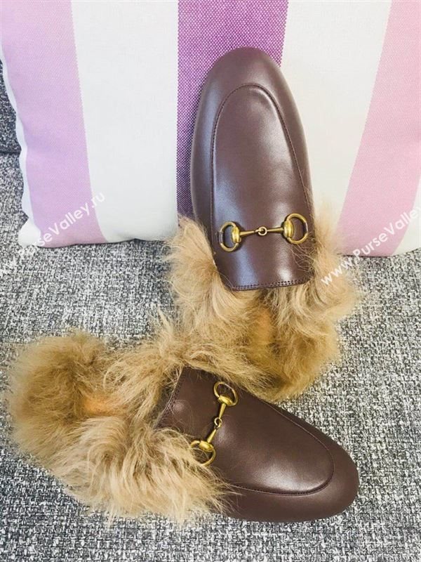 Gucci Princetown Leather Slippers 181056