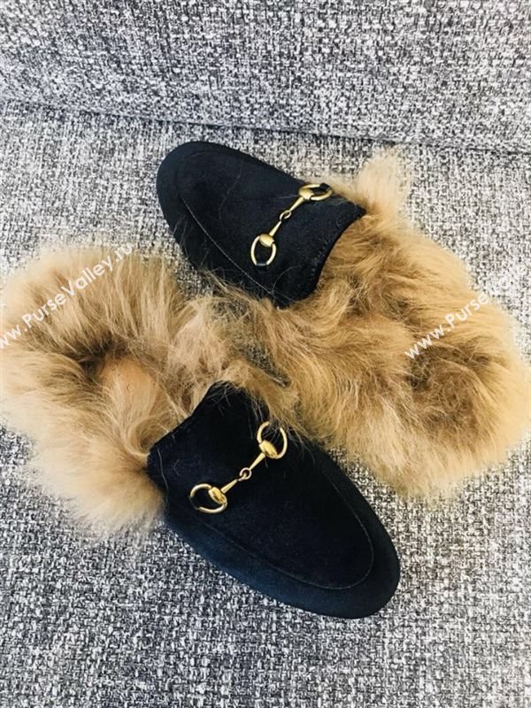 Gucci Princetown Velvet Slippers 181168